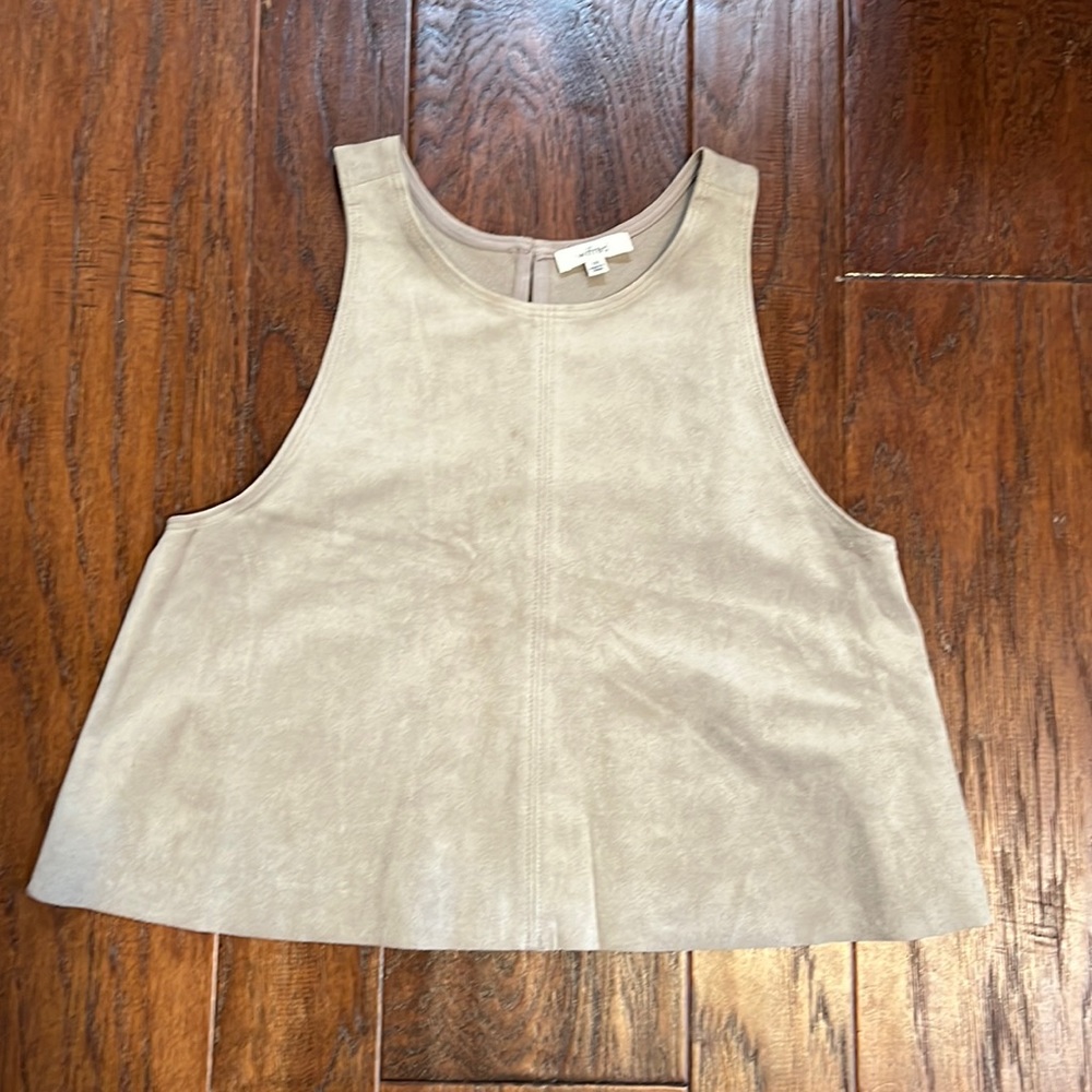 NWOT Aritzia Wilfred Vegan suede octave top